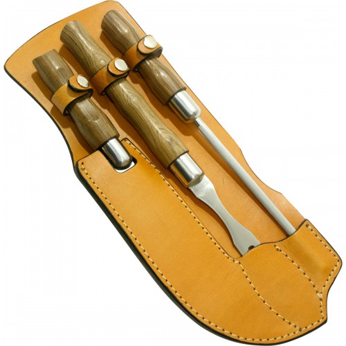 Churrasqueira com Garfo e Chaira